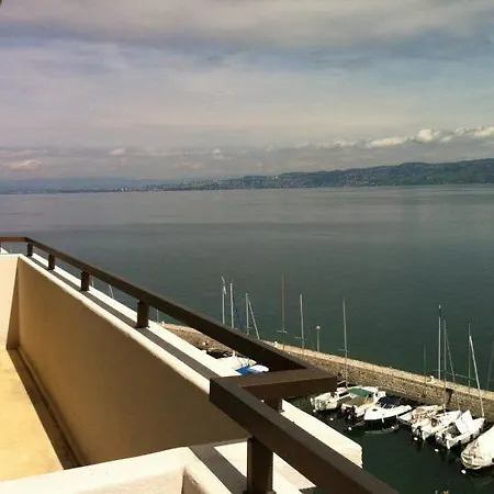 Les Terrasses Hotel 2*